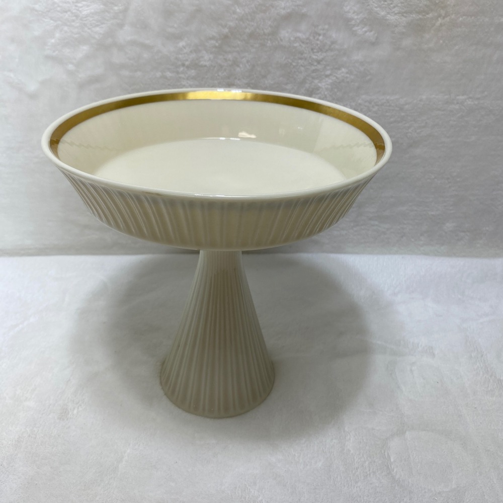 Lenox Ivory Groove Pedestal Compote Dish 24K Gold Rim‎ Candy Nut Bowl